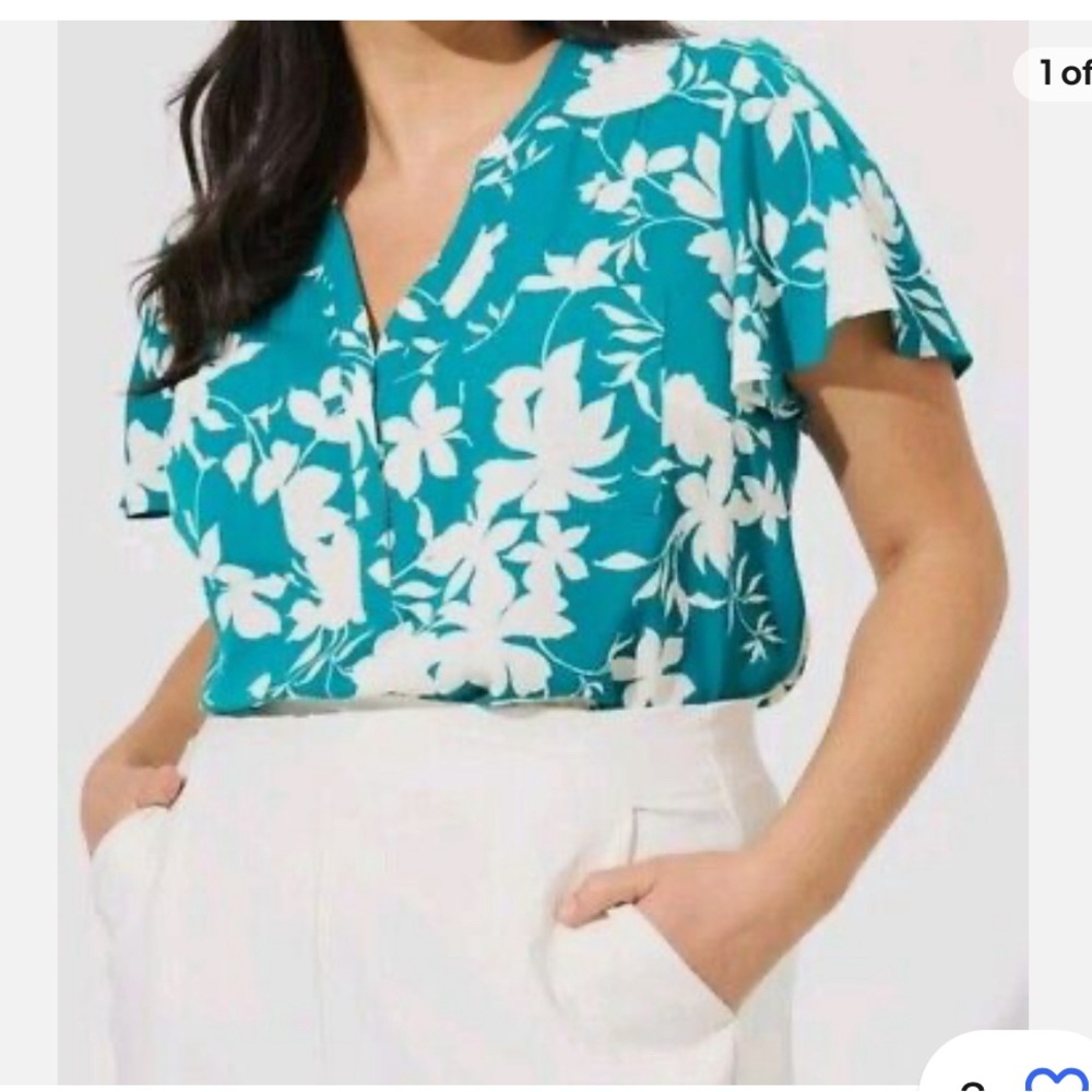 Torrid Women’s plus size 6 Harper blouse teal and white floral